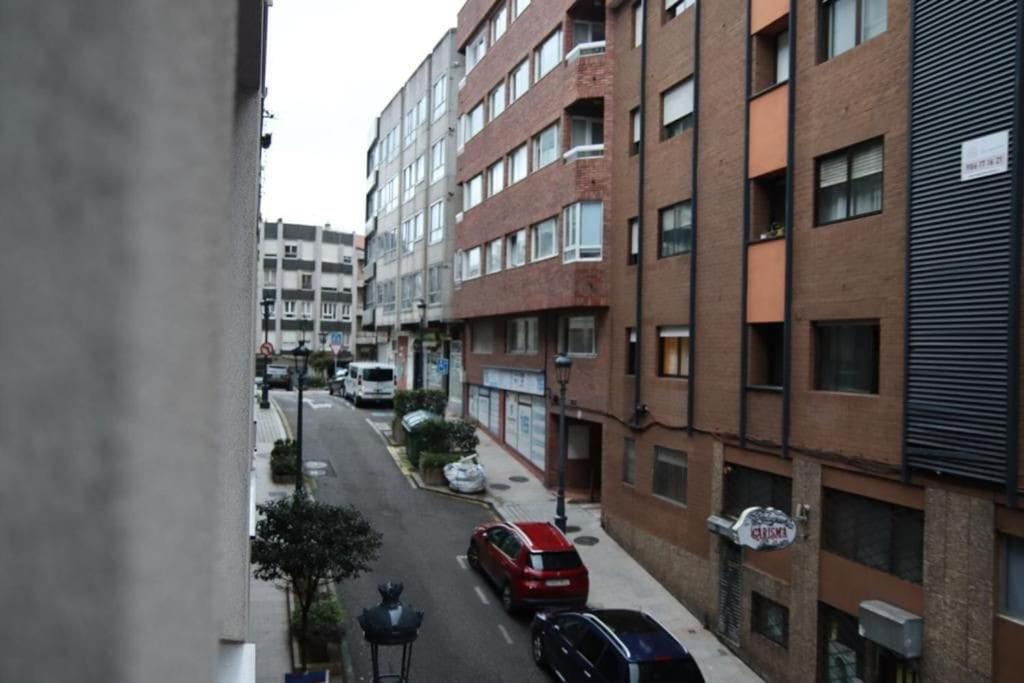 Acogedor, Con Garaje, Centrico. Lägenhet Vigo Exteriör bild