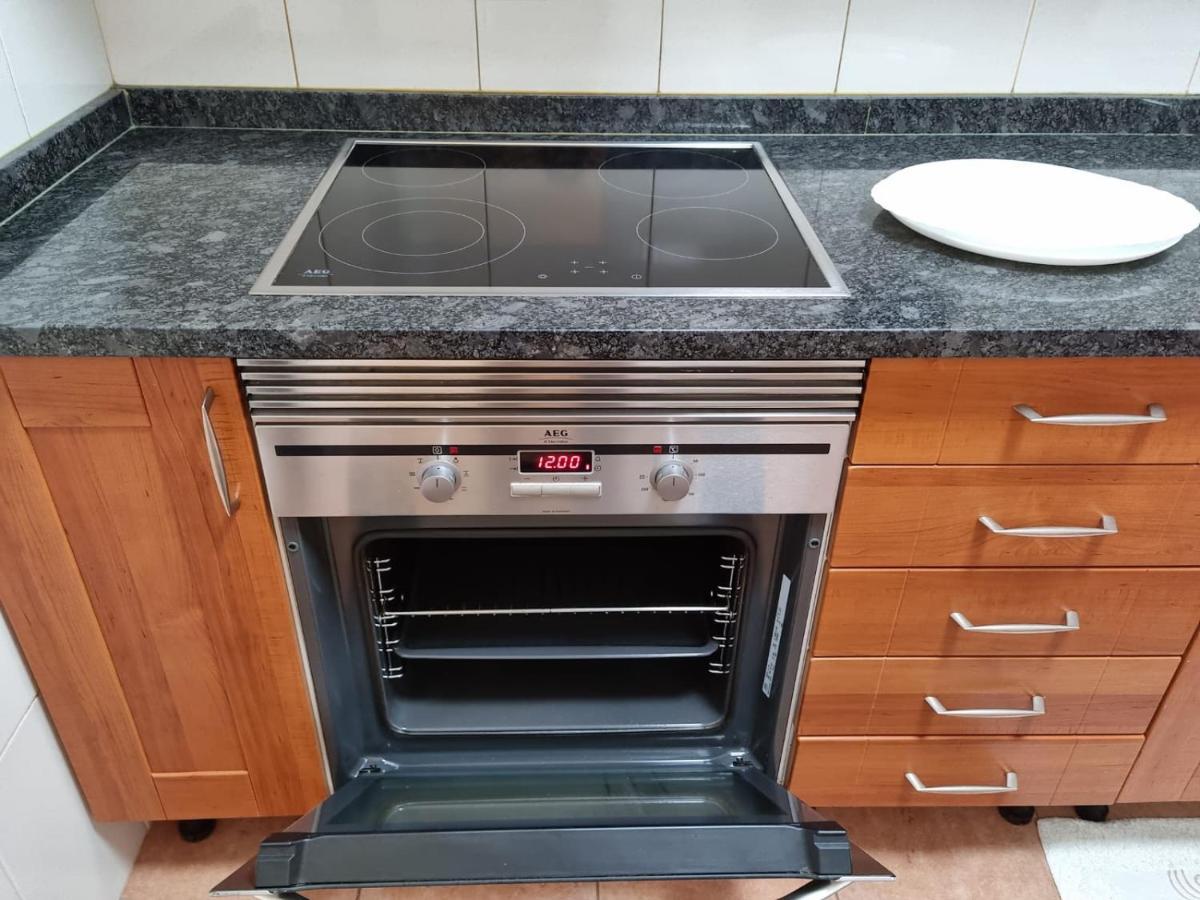 Acogedor, Con Garaje, Centrico. Lägenhet Vigo Exteriör bild