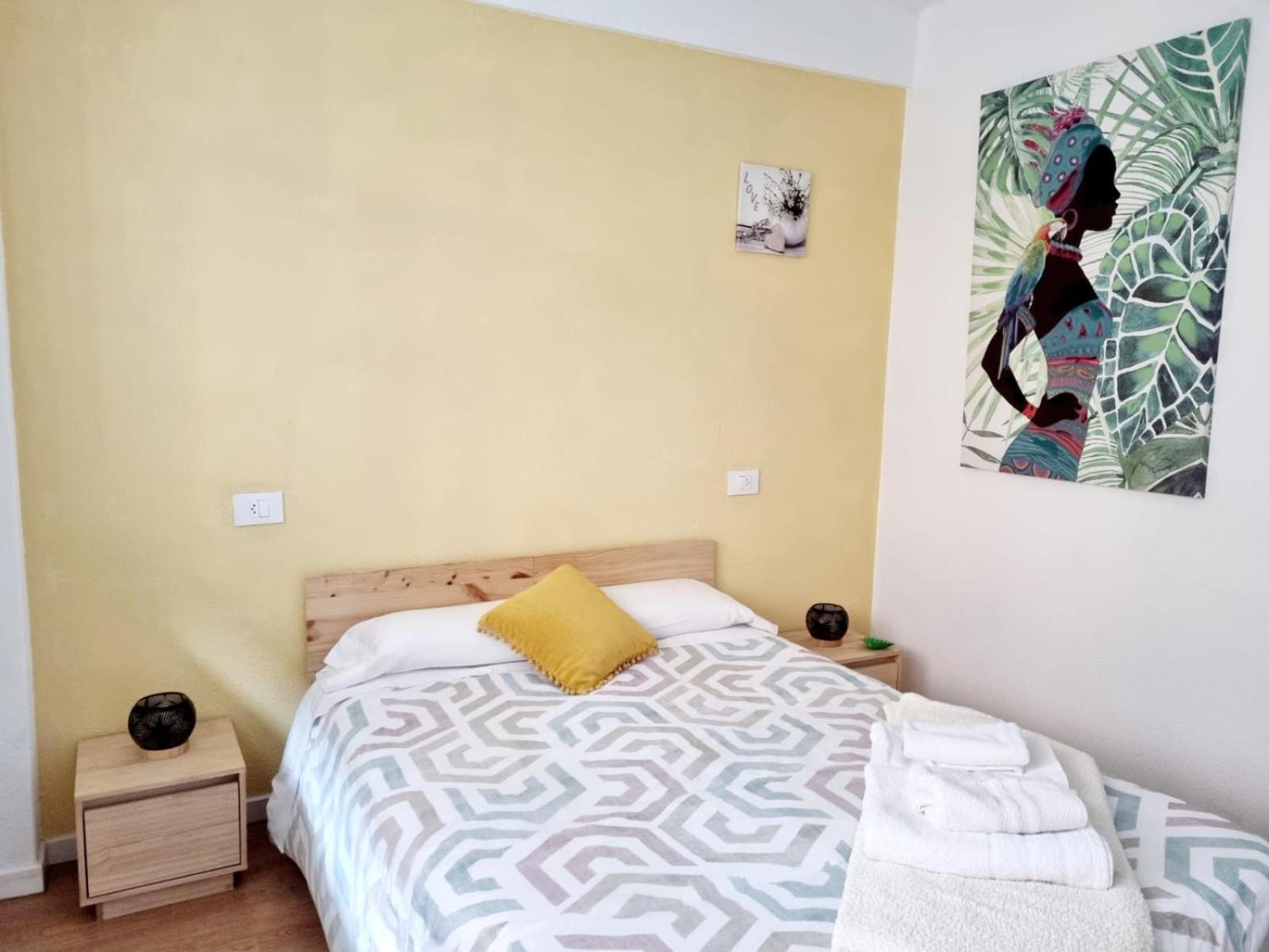 Acogedor, Con Garaje, Centrico. Lägenhet Vigo Exteriör bild